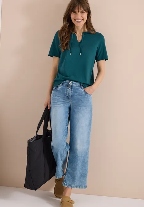 Kurzarm Shirt mit Split Neck jungle green