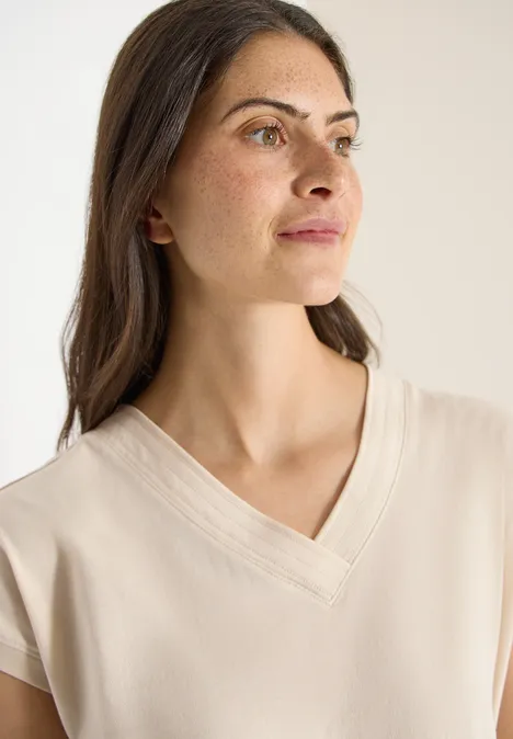 T-shirt à manches courtes et col en V en couleur unie pearl beige