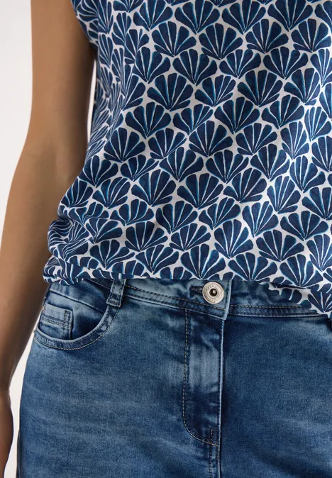 T-Shirt mit V-Neck und Muschelprint universal blue T-Shirt mit V-Neck und Muschelprint universal blue