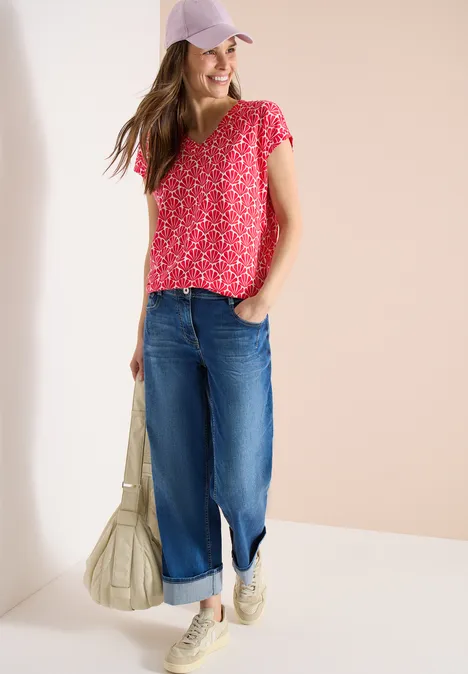 T-Shirt mit V-Neck und Muschelprint glazed apple red T-Shirt mit V-Neck und Muschelprint glazed apple red