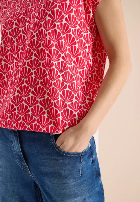 T-Shirt mit V-Neck und Muschelprint glazed apple red T-Shirt mit V-Neck und Muschelprint glazed apple red