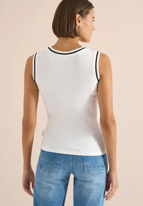 Top avec col rond et détails contrastés vanilla white