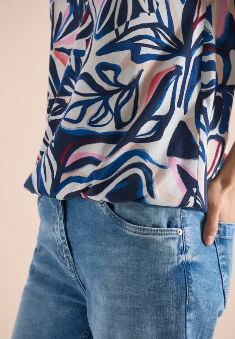 T-Shirt mit Split Neck und Grafikprint universal blue