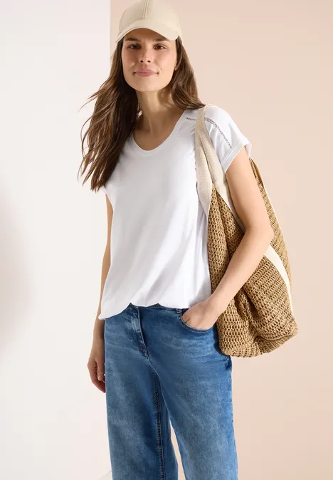 T-Shirt mit V-Neck und Spitzendetail White