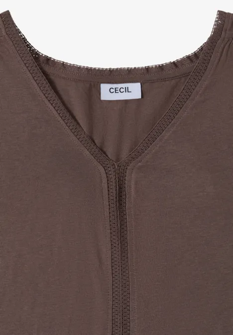 Braunes Top mit V-Ausschnitt, feiner Spitzenborte und CECIL-Label.