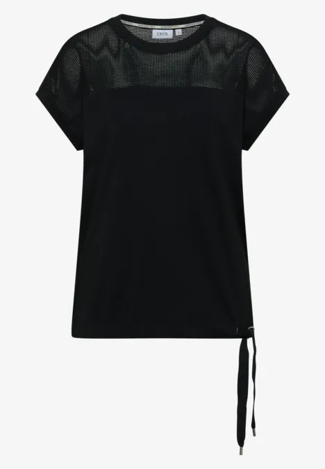 Schwarzes T-Shirt mit transparentem Netz-Detail am Oberteil, kurzen Ärmeln und seitlicher Schnürung.