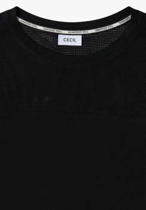 Schwarzes Damen-T-Shirt mit Mesh-Einsatz am oberen Teil und CECIL-Label am Kragen.