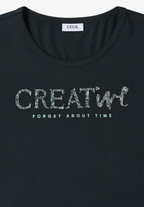 Schwarzes T-Shirt mit glitzerndem Schriftzug "CREATiv" und kleinem Text "FORGET ABOUT TIME"