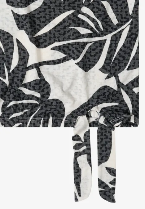T-Shirt in Ausbrenner-Optik palm breeze green Quadratisches, helles Geschirrtuch mit großformatigem schwarzen Blattmuster und zwei Schlaufen zum Aufhängen.