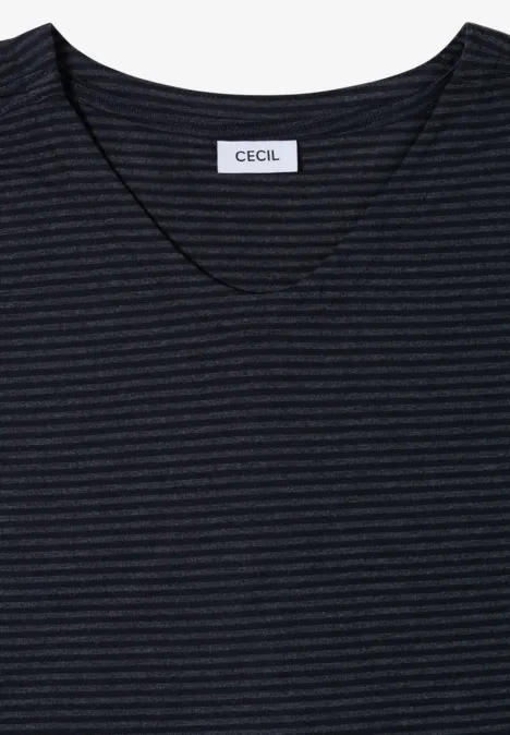 Dunkelgraues T-Shirt mit feinen schwarzen Streifen und V-Ausschnitt.