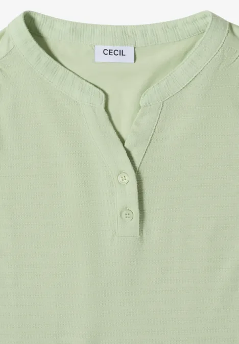 Hellgrünes T-Shirt mit kurzem Henley-Kragen und Knopfleiste, Marke CECIL.