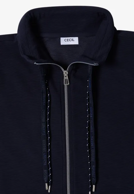 Langarm Jacke mit Ottoman Struktur urban dark blue Dunkelblaue Sweatjacke mit Reißverschluss und Kordeln am Kragen, Label 'CECIL'.