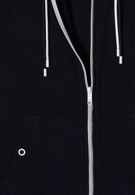Langarm Jacke mit Kapuze und Struktur urban dark blue Schwarzer Reißverschluss-Hoodie mit weißem Kordelzug und Kängurutasche.