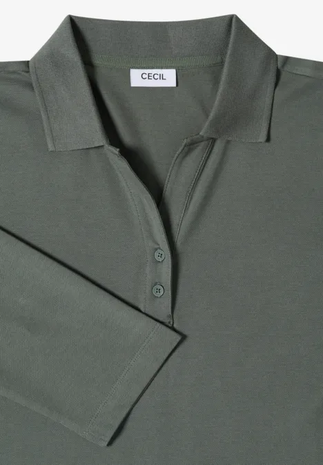 Polo à manches 3/4 avec boutons décoratifs dried olive green Khakifarbenes Polohemd aus Baumwolljersey mit Knopfleiste und Label am Kragen.