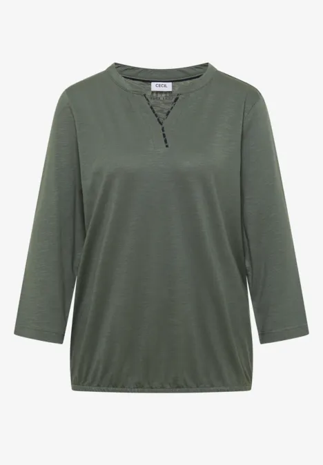 3/4-Arm Shirt mit Split Neck dried olive green Dunkelgrünes Damen-Shirt mit 3/4-Ärmeln, V-Ausschnitt und Knopfleiste, legere Passform.