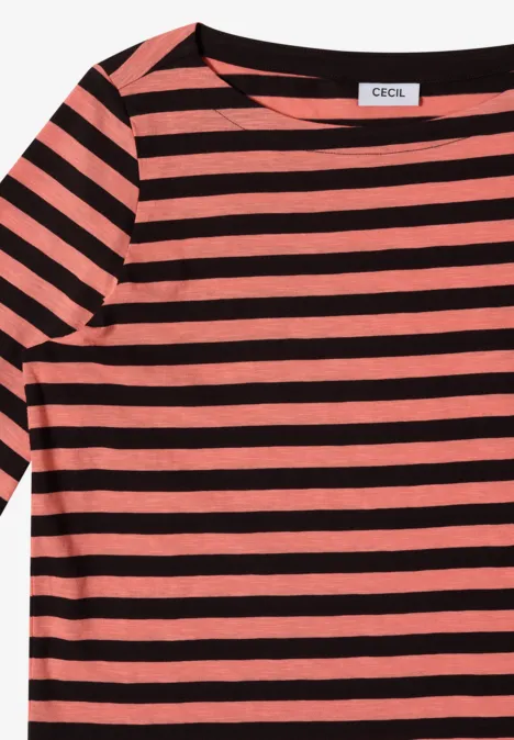 Ein kurzärmeliges Shirt mit rosa-schwarzen, horizontalen Streifen.
