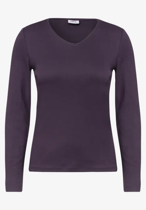 Un t-shirt femme violet à manches longues, col rond et coupe ajustée