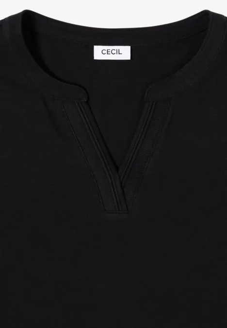 Langarm Shirt im Tunika-Look Black Schwarzes Shirt mit kleinem V-Ausschnitt am Rundhalskragen und CECIL-Label.