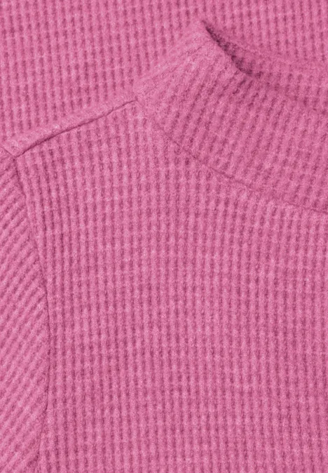 Shirt mit Funnel Neck und Waffelstruktur pink flash melange Rosa gerippter Pullover mit Rollkragen-Ausschnitt.