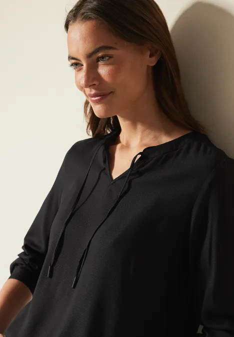 Blouse avec ourlet élastique Black