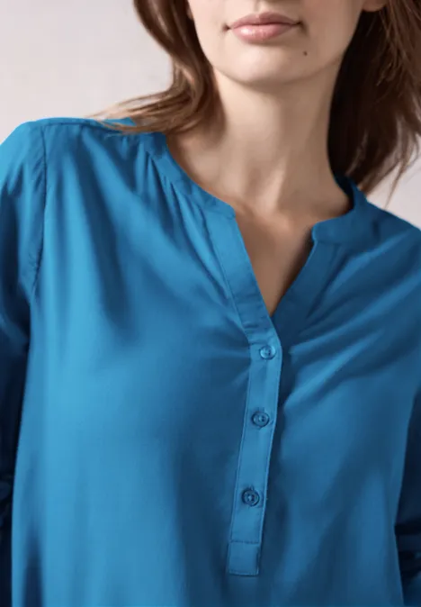 Bluse in Unifarbe dynamic aqua blue
