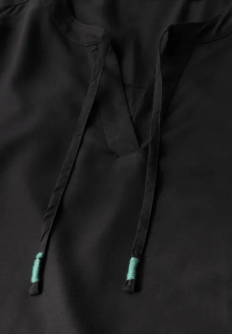 Bluse in Unifarbe Black