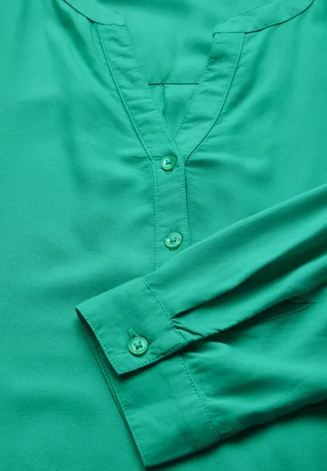Bluse in Unifarbe aventurine green