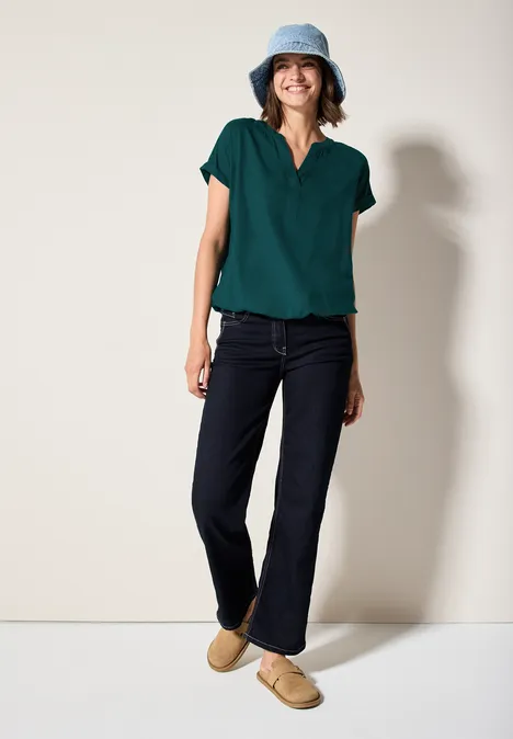 Blouse in effen kleur green lagoon Blouse in effen kleur green lagoon