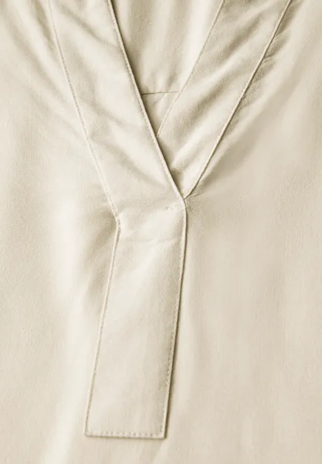 Bluse in Unifarbe light beige