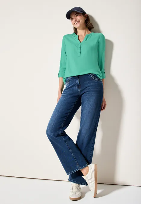 Bluse in Unifarbe agave green