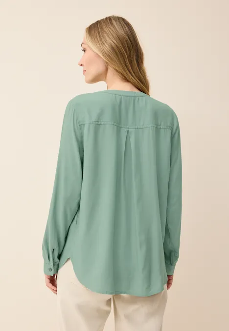 Bluse in Unifarbe matcha green