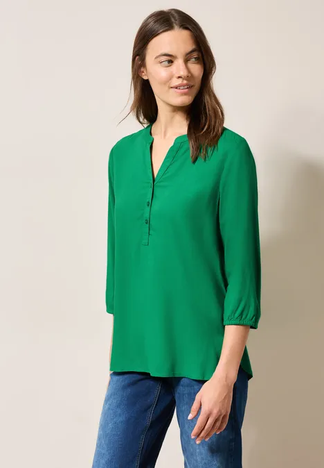 Bluse in Unifarbe garden green