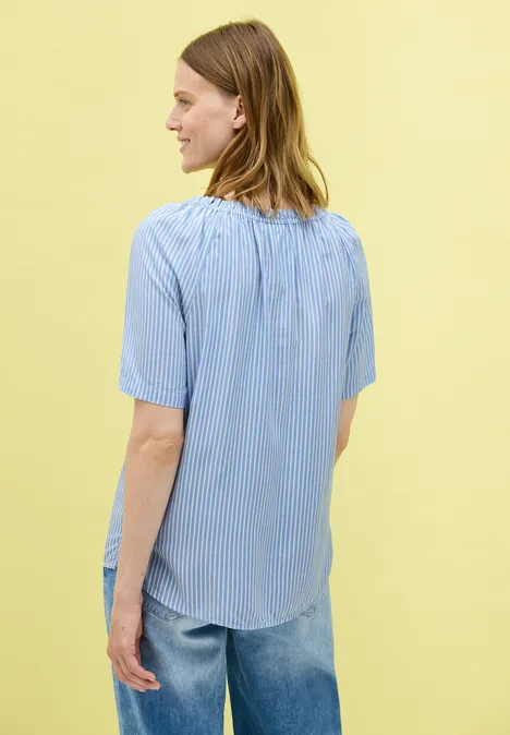 Bluse mit elastischem Kragen deep pastel blue