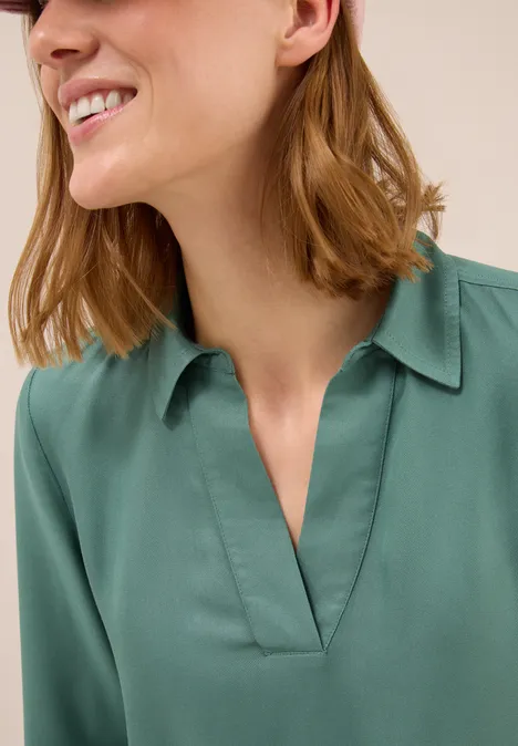 Bluse in Unifarbe jewel green