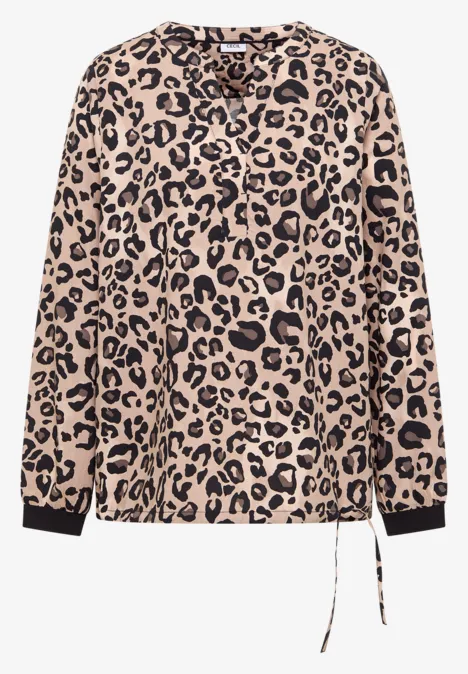 Leo blouse met gespleten hals urban taupe Leo blouse met gespleten hals urban taupe