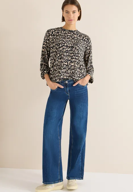 Blouse met gesmockte halslijn null