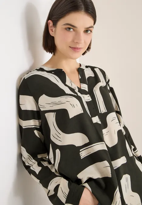 Gedessineerde blouse met gespleten hals null