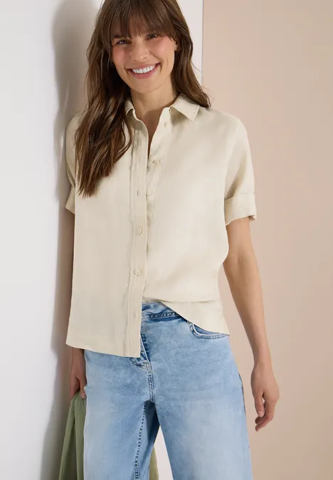 Kurzarm Hemdbluse aus reinem Leinen macadamia beige