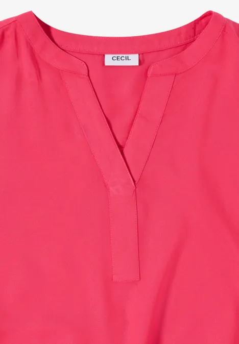 Blouse met korte mouwen en gespleten hals geranium red Effen koraalroze damesshirt met V-hals en CECIL-label.