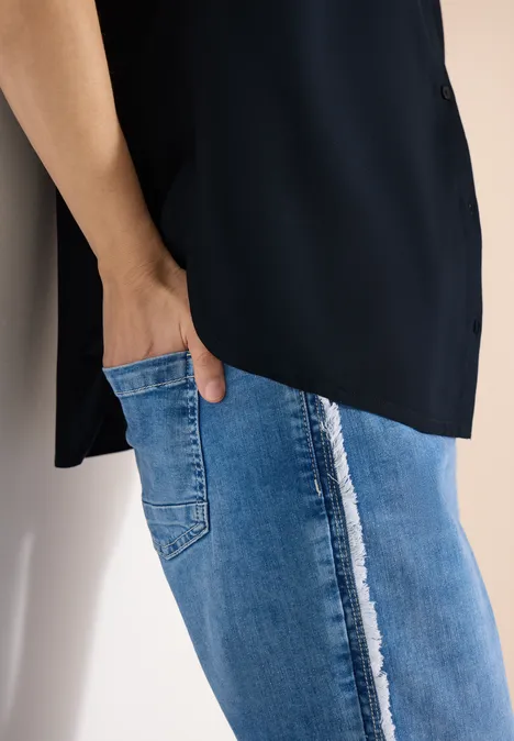 Basic blouse met overhemdkraag in effen kleur universal blue