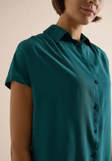 Blouse basique uni à col chemise jungle green