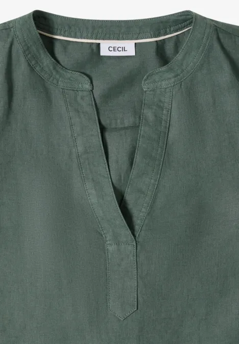 3/4-Arm Tunika aus reinem Leinen just khaki Dunkelgrüne, leichte Bluse aus Leinen mit V-Ausschnitt und lockerem Stehkragen.