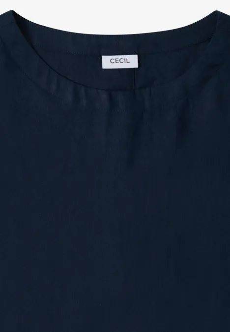 Dunkelblaues ärmelloses Oberteil mit rundem Halsausschnitt und schlichtem CECIL-Label im Nacken.