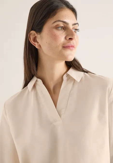 Blouse met omslag pearl beige