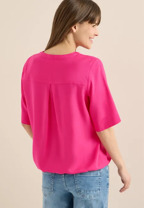 Blouse met korte mouwen en gespleten hals beetroot pink Blouse met korte mouwen en gespleten hals beetroot pink