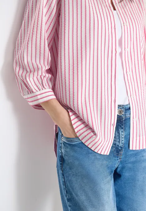 Blouse in seersucker kwaliteit beetroot pink