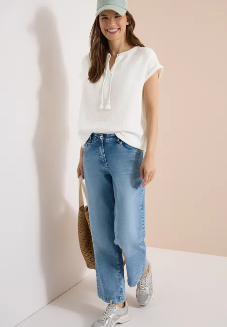 Bluse mit Split Neck aus Musselinstoff vanilla white