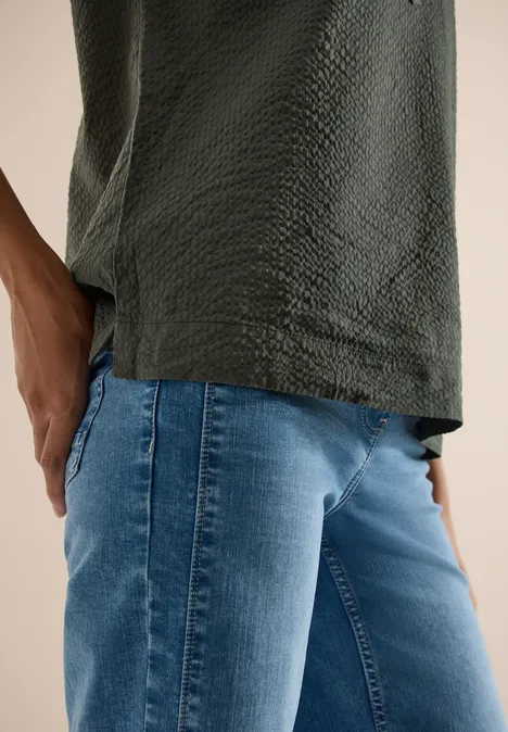 Blouse à épaules tombantes en seersucker khaki Blouse à épaules tombantes en seersucker khaki