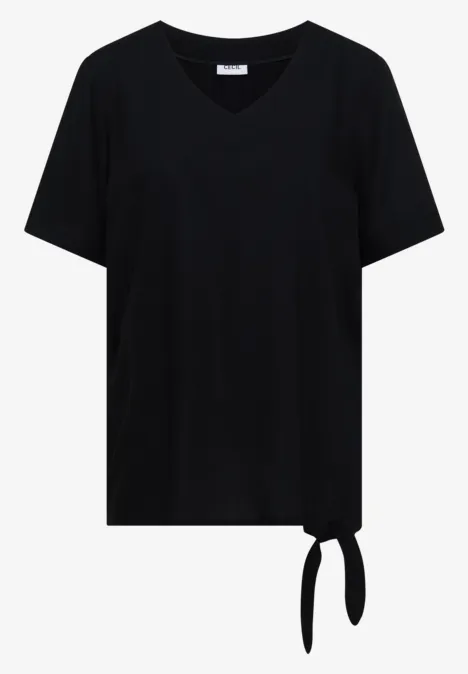 Zwart T-shirt met V-hals, korte mouwen en knoop aan de zijkant.