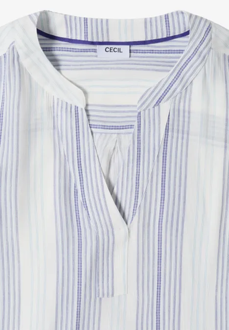 3/4-Arm Bluse mit Turn-Up und Streifen deep river blue Weiße Bluse mit dezenten blauen Streifen, leichter Stoff, V-Ausschnitt und Stehkragen. Lockere Passform.